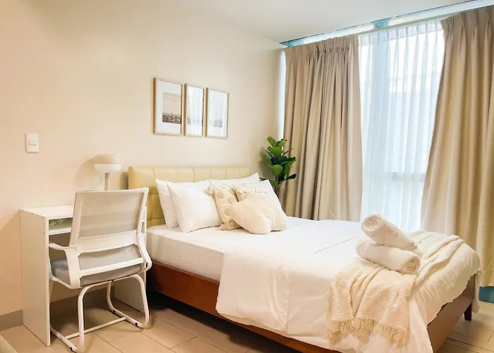 1br Condo, Bgc Uptown Mall, Grand Hyatt #ournw20j Holiday home *